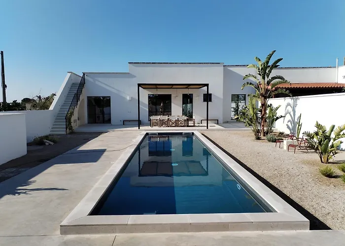 Casa Santapietra Villa *